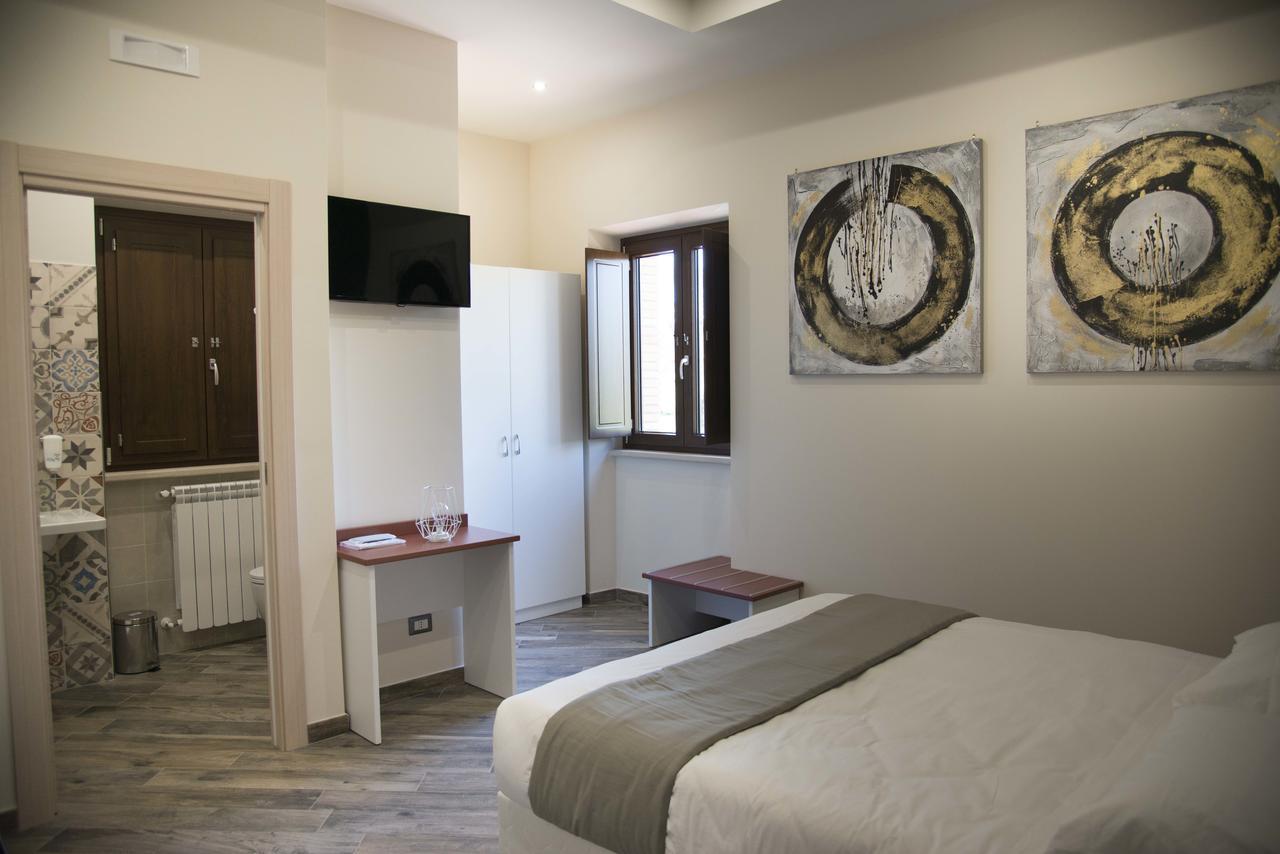La Tenuta Di Trimalcione Pofi Exterior foto